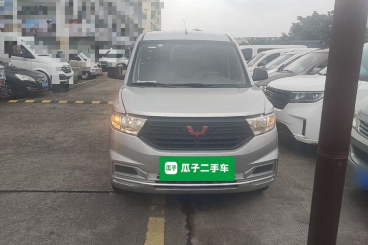 Used Wuling Hongguang V 2022 1.5L Jingqu Edition Electric-Assist LAR Front