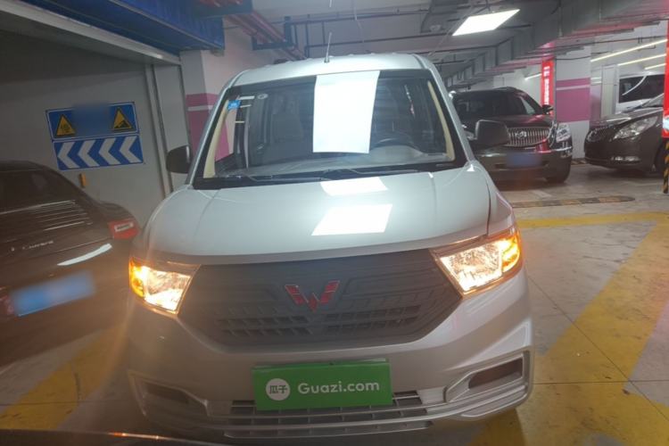 Used Wuling Hongguang V 2022 1.5L Jingqu Version Hydraulic Power Steering LAR Front
