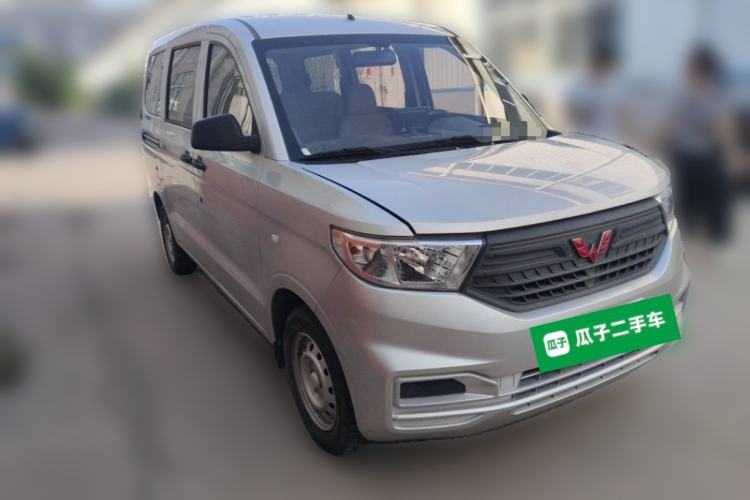 Used Wuling Hongguang V 2022 1.5L Jingqu Version Hydraulic Power Steering LAR Front Right 45 Deg