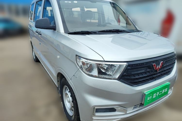 Used Wuling Hongguang V 2022 1.5L Jingqu Version Hydraulic Power Steering LAR Front Right 45 Deg
