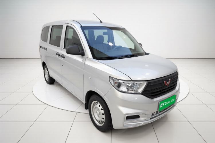 Used Wuling Hongguang V 2022 1.5L Jingqu Version Hydraulic Power Steering LAR Front Right 45 Deg