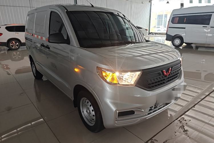 Used Wuling Hongguang V 2022 1.5L Jingqu Edition Enclosed-Window Vehicle with Electric Power Steering LAR Front Right 45 Deg