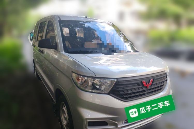 Used Wuling Hongguang V 2022 1.5L Jingqu Version Hydraulic Power Steering LAR Front Right 45 Deg