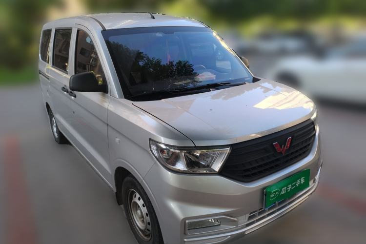 Used Wuling Hongguang V 2022 1.5L Jingqu Version Hydraulic Power Steering LAR Front Right 45 Deg