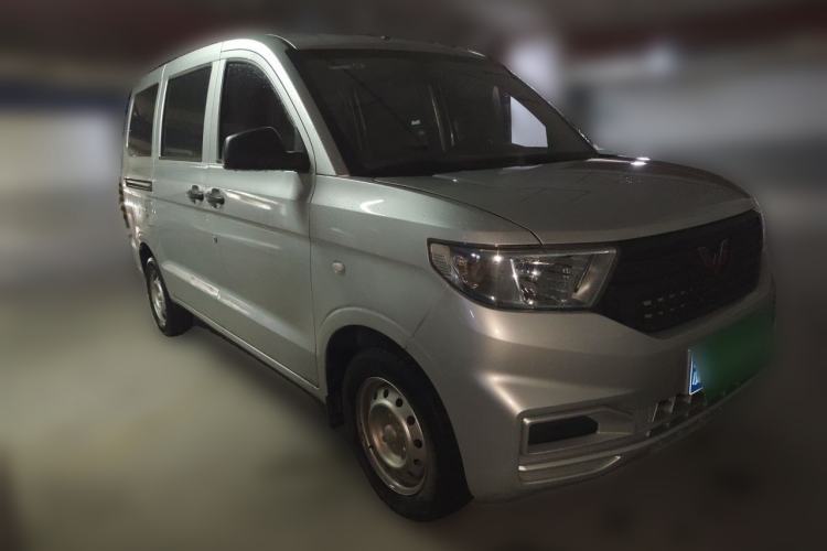 Used Wuling Hongguang V 2022 1.5L Enjoy Edition Electric-Powered LAR Front Right 45 Deg