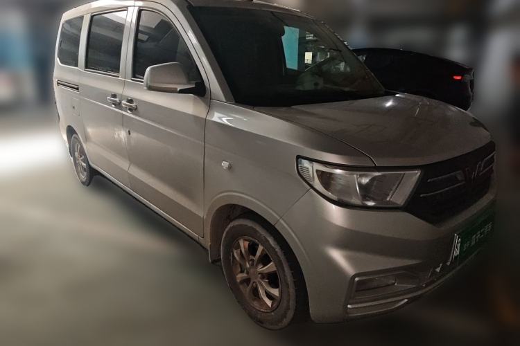 Used Wuling Hongguang V 2022 1.5L Enjoy Edition Electric-Powered LAR Front Right 45 Deg