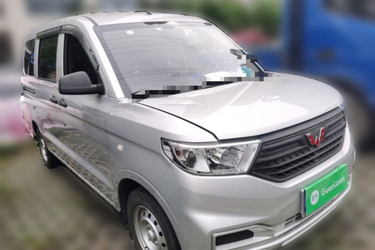 Used Wuling Hongguang V 2022 1.5L Enjoy Edition Electric-Powered LAR Front Right 45 Deg
