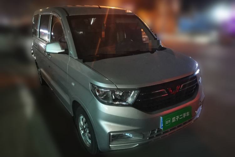 Used Wuling Hongguang V 2022 1.5L Enjoy Edition Electric-Powered LAR Front Right 45 Deg