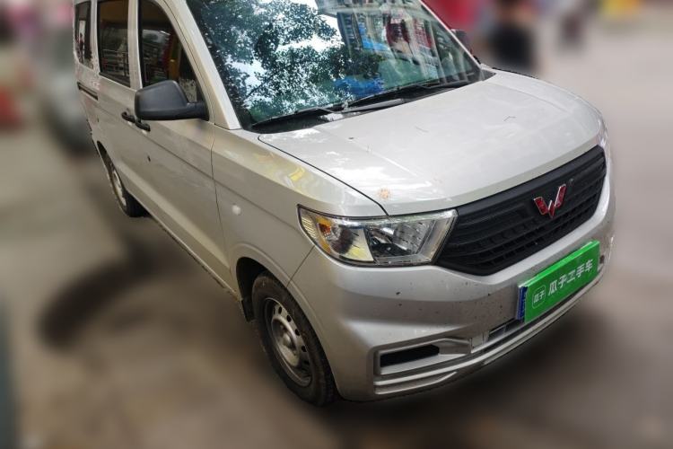 Used Wuling Hongguang V 2022 1.5L Jingqu Version Hydraulic Power Steering LAR Front Right 45 Deg