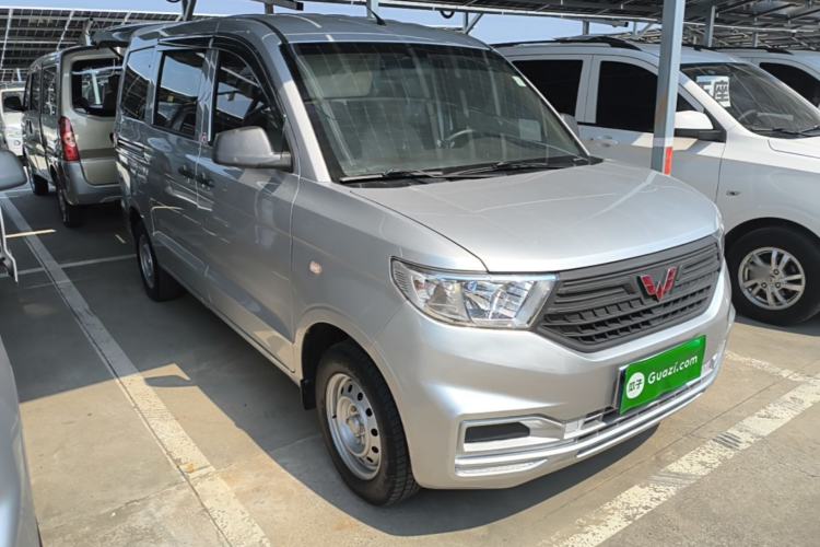 Used Wuling Hongguang V 2022 1.5L Jingqu Version Hydraulic Power Steering LAR Front Right 45 Deg