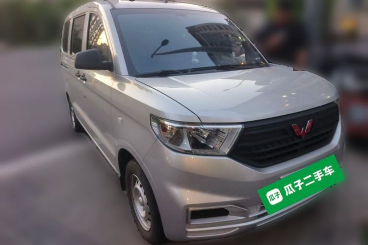 Used Wuling Hongguang V 2022 1.5L Jingqu Version Hydraulic Power Steering LAR Front Right 45 Deg