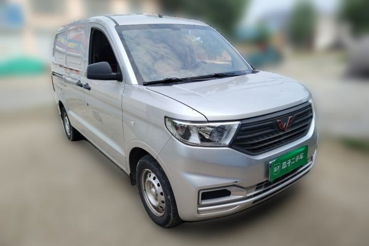 Used Wuling Hongguang V 2022 1.5L Jingqu Edition Enclosed-Window Vehicle with Electric Power Steering LAR Front Right 45 Deg