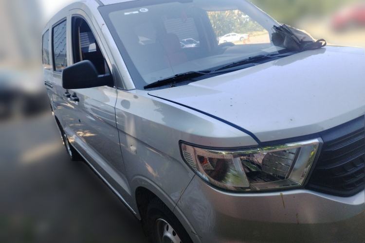 Used Wuling Hongguang V 2022 1.5L Enjoy Edition Electric-Powered LAR Front Right 45 Deg