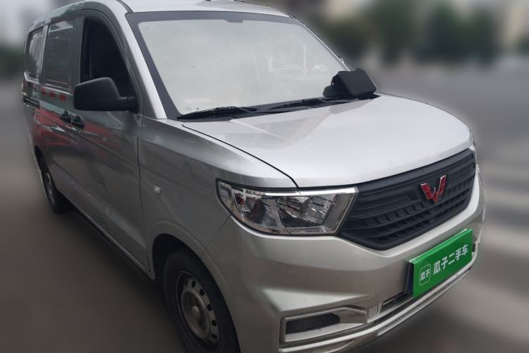 Used Wuling Hongguang V 2022 1.5L Jingqu Edition Enclosed-Window Vehicle with Electric Power Steering LAR Front Right 45 Deg
