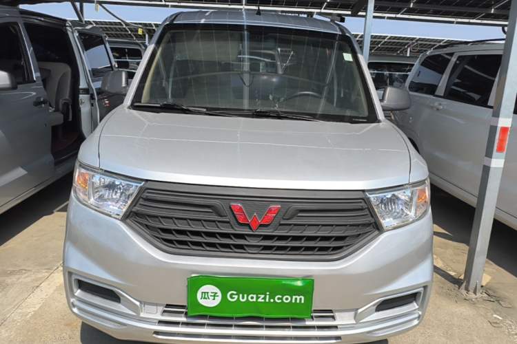 Used Wuling Hongguang V 2022 1.5L Jingqu Version Hydraulic Power Steering LAR Front