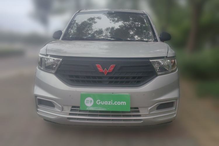 Used Wuling Hongguang V 2022 1.5L Jingqu Edition Enclosed-Window Vehicle with Hydraulic Power Steering LAR Front