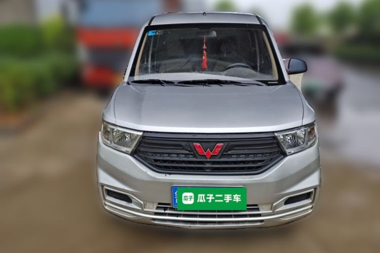 Used Wuling Hongguang V 2022 1.5L Jingqu Edition Enclosed-Window Vehicle with Electric Power Steering LAR Front