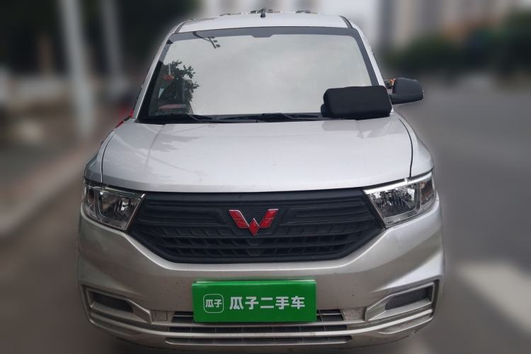 Used Wuling Hongguang V 2022 1.5L Jingqu Edition Enclosed-Window Vehicle with Electric Power Steering LAR Front