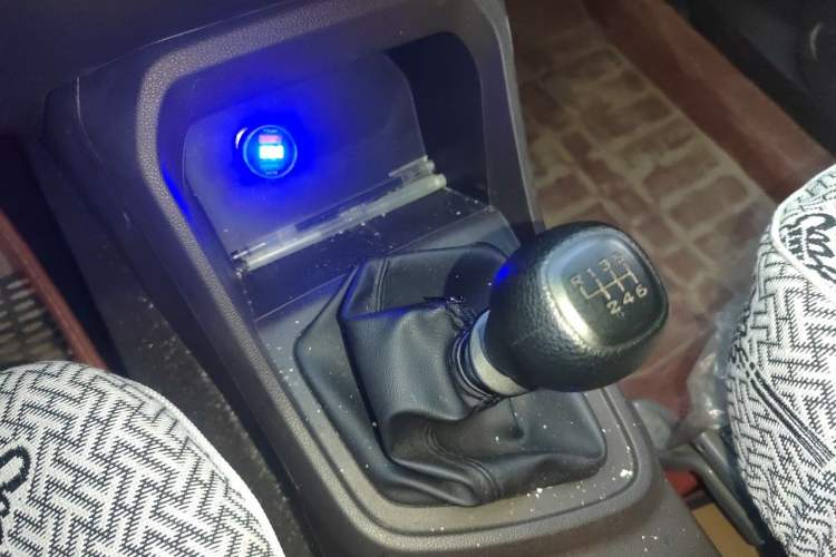 Used Wuling Hongguang V  Gear Lever