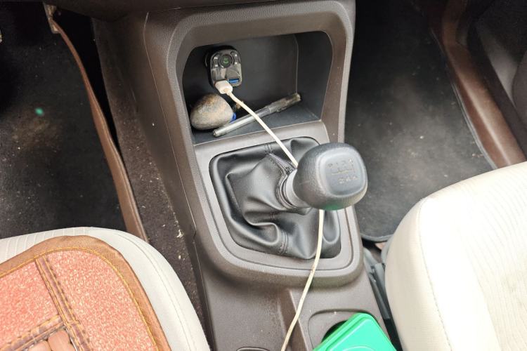 Used Wuling Hongguang V 2022 1.5L Enjoy Edition Electric-Powered LAR Gear Lever