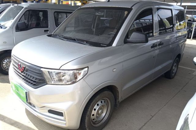 Used Wuling Hongguang V 2022 1.5L Jingqu Version Hydraulic Power Steering LAR