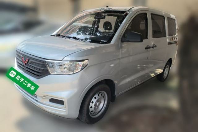 Wuling Hongguang V 2022 1.5L Jingqu Edition Electric-Assist LAR usado