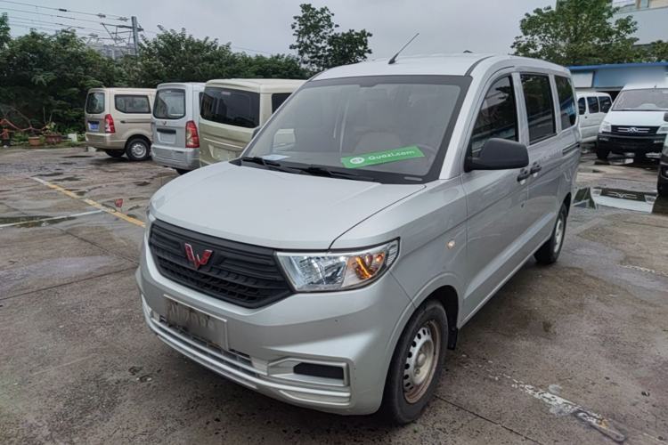 Used Wuling Hongguang V 2022 1.5L Jingqu Edition Electric-Assist LAR Guazi used car, China used car export, Used car for sale, Used cars, Cheapest cars for sale
