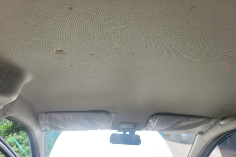 Used Wuling Hongguang V 2022 1.5L Jingqu Edition Electric-Assist LAR Headliner