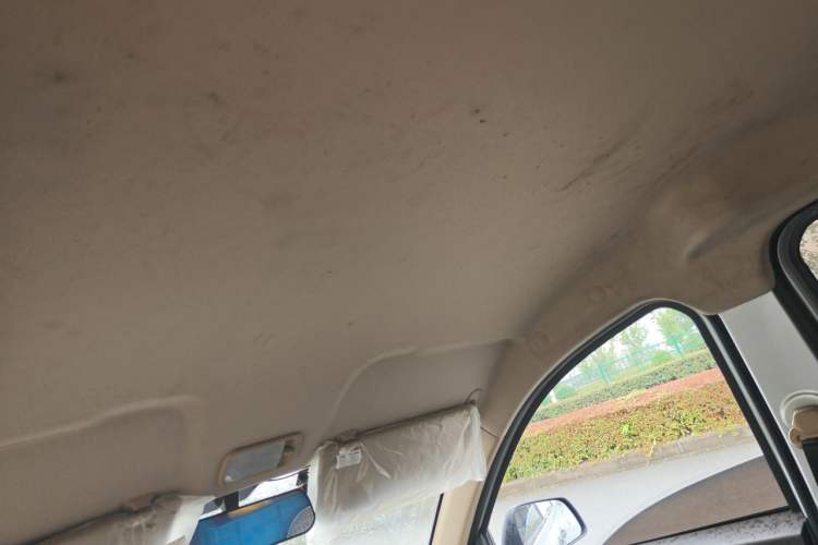 Used Wuling Hongguang V 2022 1.5L Jingqu Edition Electric-Assist LAR Headliner