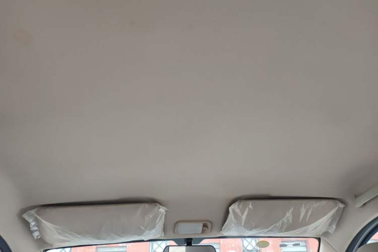 Used Wuling Hongguang V 2022 1.5L Jingqu Version Hydraulic Power Steering LAR Headliner