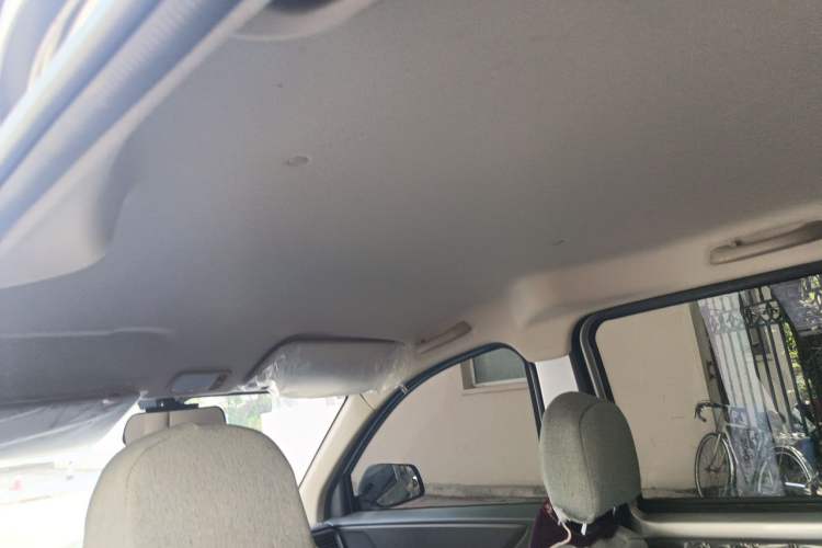 Used Wuling Hongguang V 2022 1.5L Jingqu Edition Electric-Assist LAR Headliner