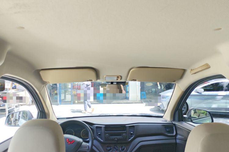Used Wuling Hongguang V 2022 1.5L Jingqu Version Hydraulic Power Steering LAR Headliner