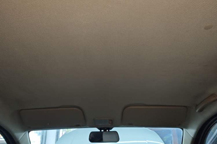 Used Wuling Hongguang V 2022 1.5L Jingqu Version Hydraulic Power Steering LAR Headliner