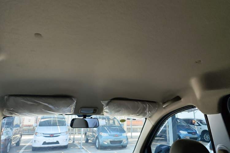 Used Wuling Hongguang V 2022 1.5L Jingqu Edition Electric-Assist LAR Headliner