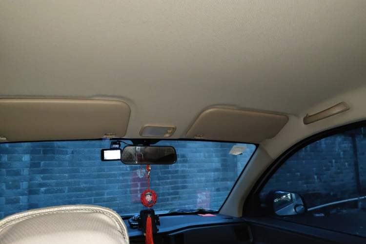 Used Wuling Hongguang V 2022 1.5L Jingqu Version Hydraulic Power Steering LAR Headliner