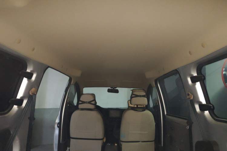 Used Wuling Hongguang V 2022 1.5L Enjoy Edition Electric-Powered LAR Headliner