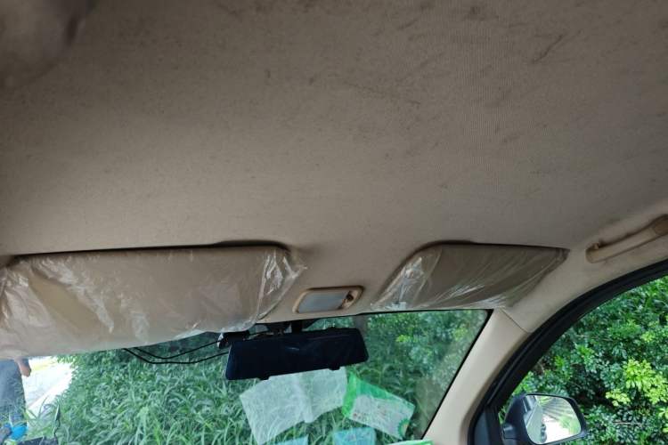 Used Wuling Hongguang V 2022 1.5L Jingqu Version Hydraulic Power Steering LAR Headliner