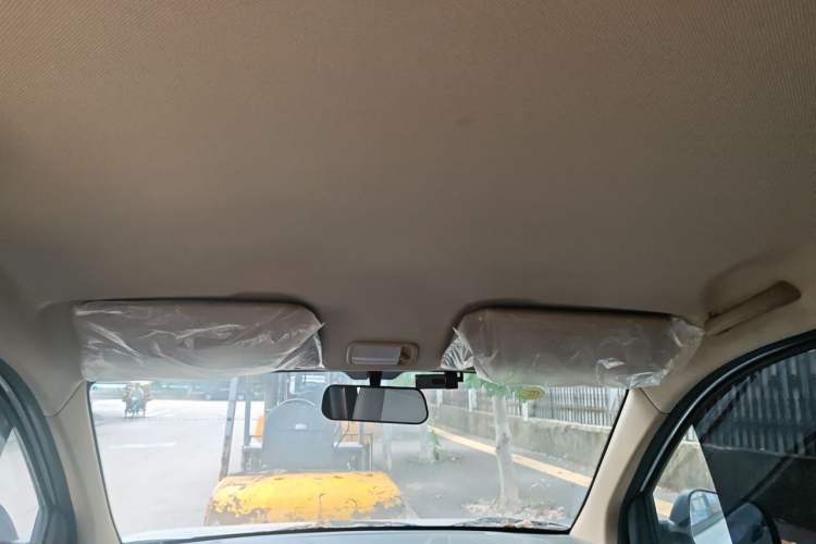 Used Wuling Hongguang V 2022 1.5L Jingqu Edition Electric-Assist LAR Headliner