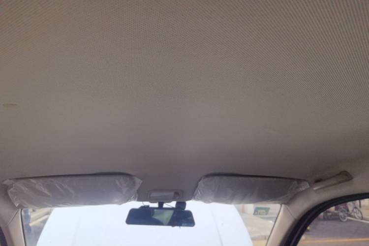 Used Wuling Hongguang V 2022 1.5L Jingqu Version Hydraulic Power Steering LAR Headliner