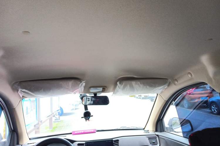 Used Wuling Hongguang V 2022 1.5L Jingqu Edition Electric-Assist LAR Headliner