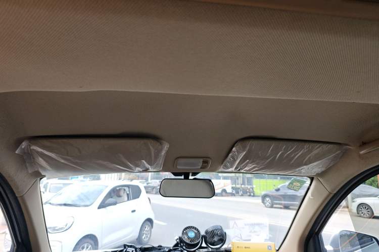 Used Wuling Hongguang V 2022 1.5L Enjoy Edition Electric-Powered LAR Headliner