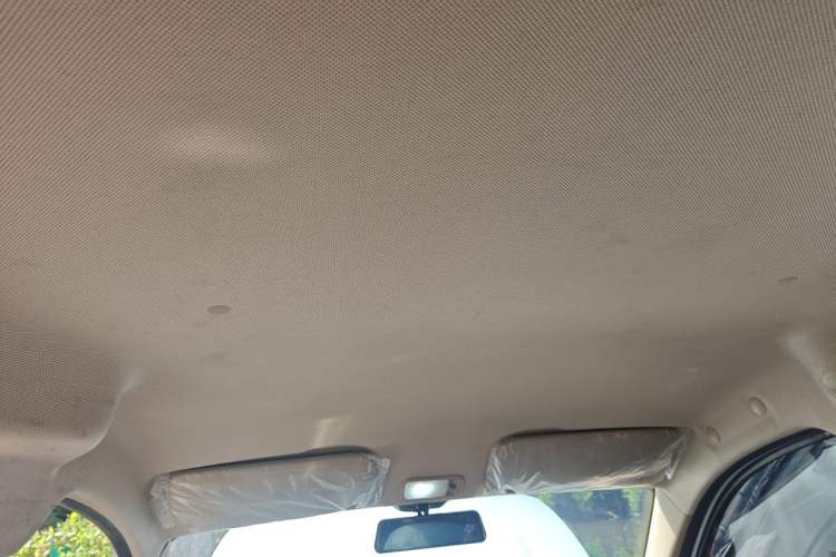 Used Wuling Hongguang V 2022 1.5L Jingqu Edition Electric-Assist LAR Headliner