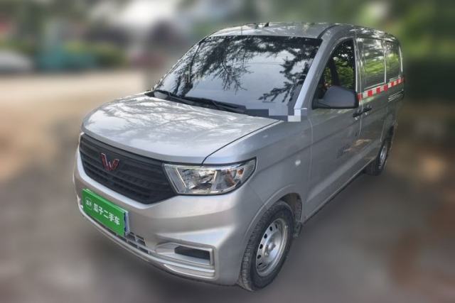 Used Wuling Hongguang V 2022 1.5L Jingqu Edition Enclosed-Window Vehicle with Electric Power Steering LAR