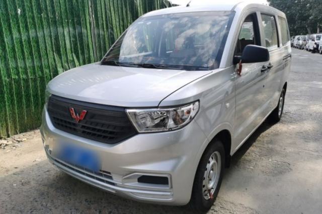 Used Wuling Hongguang V 2022 1.5L Jingqu Version Hydraulic Power Steering LAR