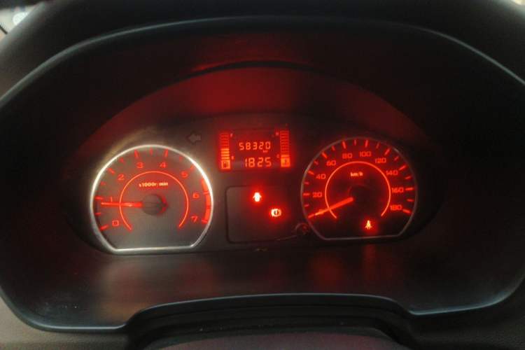 Used Wuling Hongguang V 2022 1.5L Jingqu Edition Electric-Assist LAR Instrument Cluster
