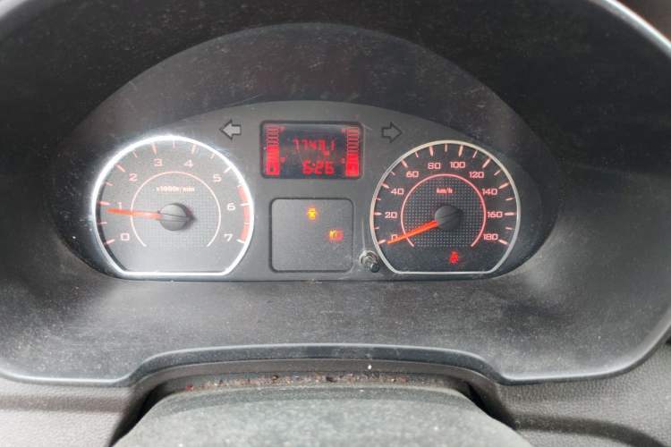 Used Wuling Hongguang V 2022 1.5L Jingqu Version Hydraulic Power Steering LAR Instrument Cluster