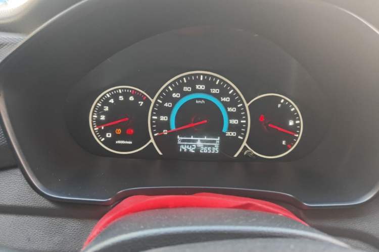 Used Wuling Hongguang V 2022 1.5L Enjoy Edition Electric-Powered LAR Instrument Cluster