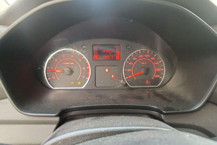 Used Wuling Hongguang V 2022 1.5L Jingqu Edition Electric-Assist LAR Instrument Cluster