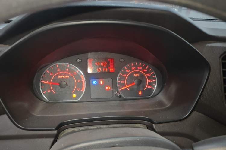 Used Wuling Hongguang V 2022 1.5L Jingqu Version Hydraulic Power Steering LAR Instrument Cluster