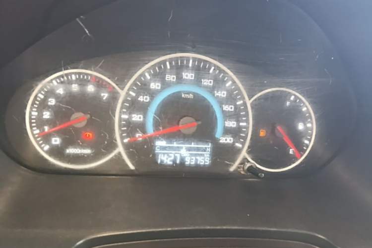 Used Wuling Hongguang V 2022 1.5L Enjoy Edition Electric-Powered LAR Instrument Cluster